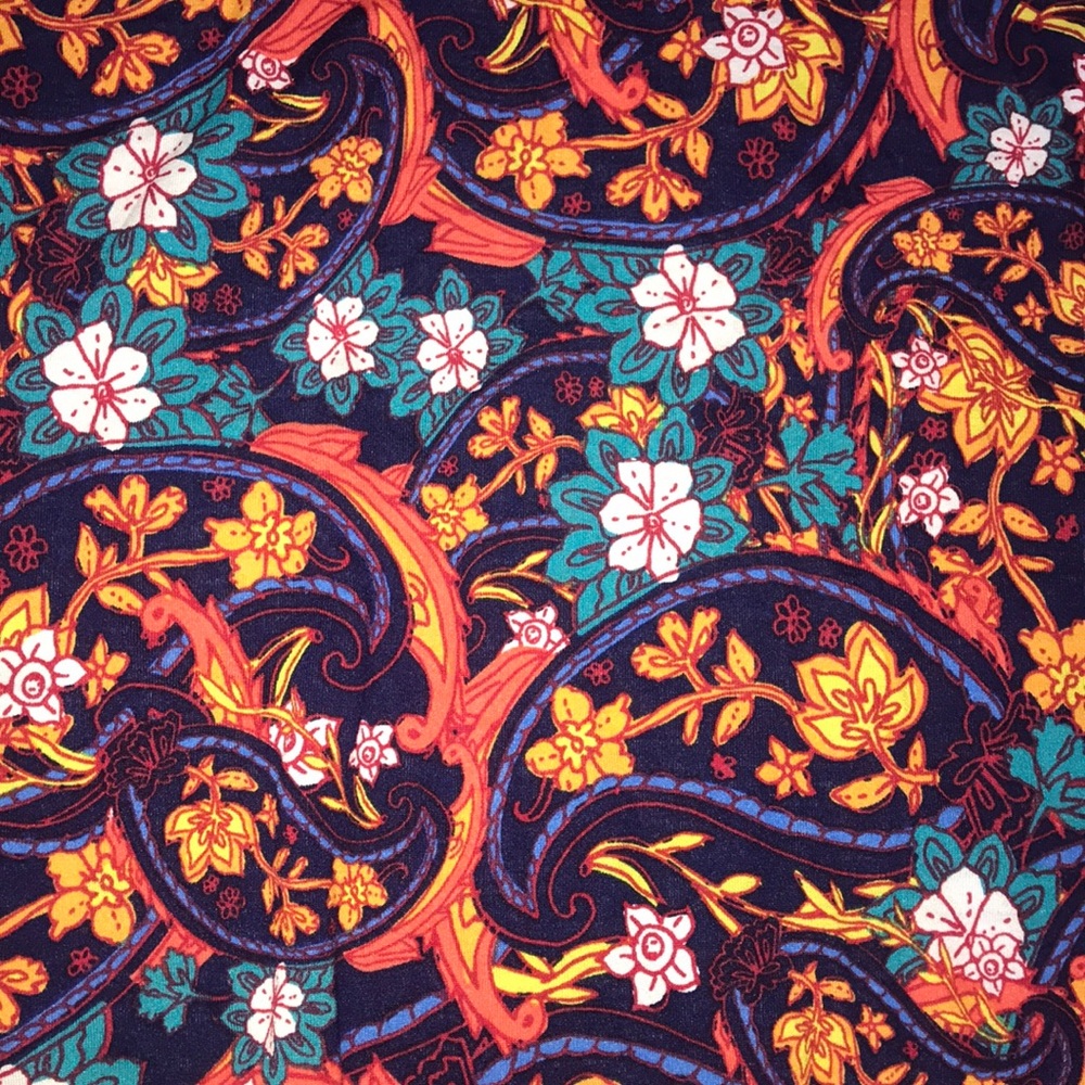 Lularoe Randy - Picture 2 of 5